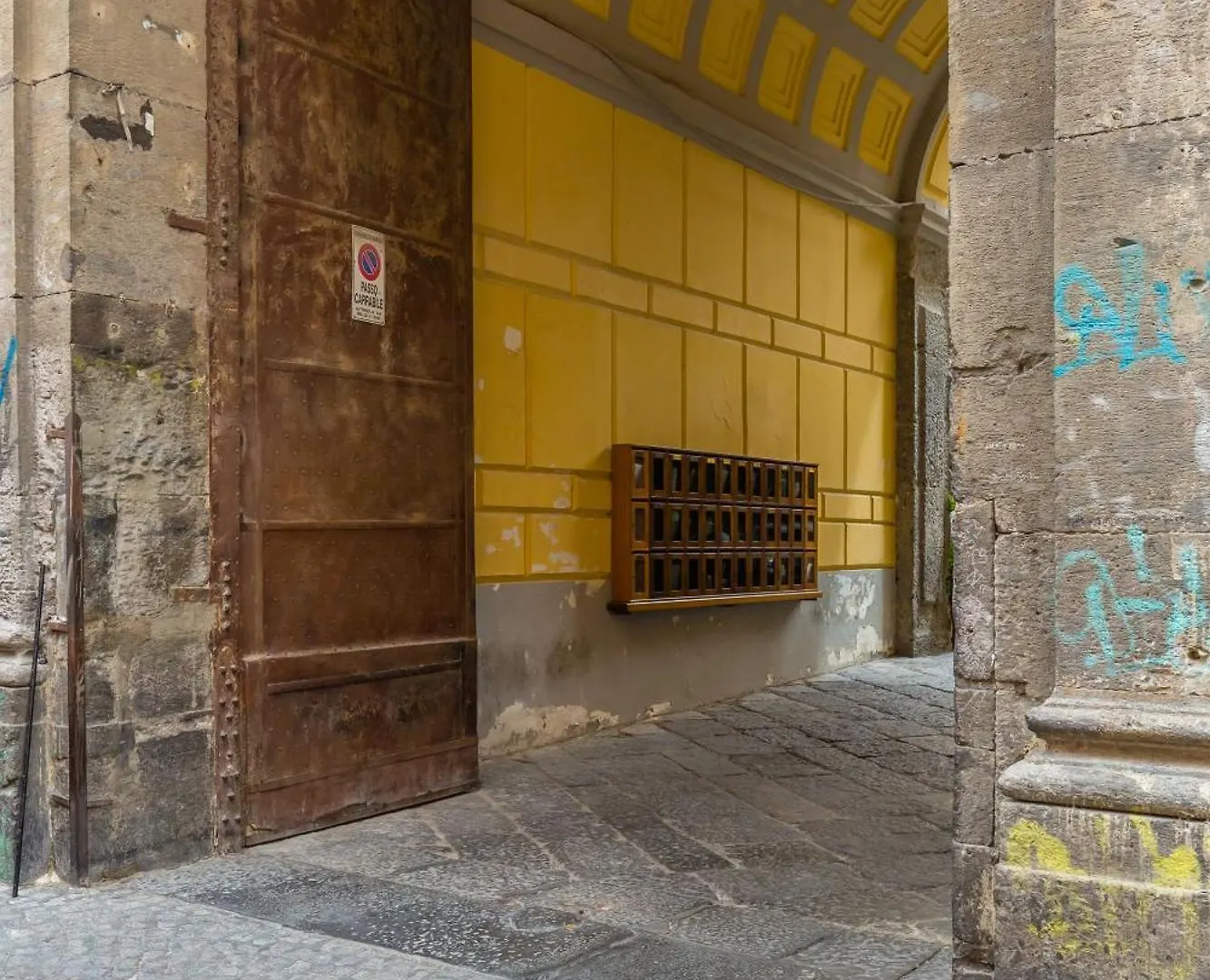 Residenza Trinita Maggiore Naples Italy