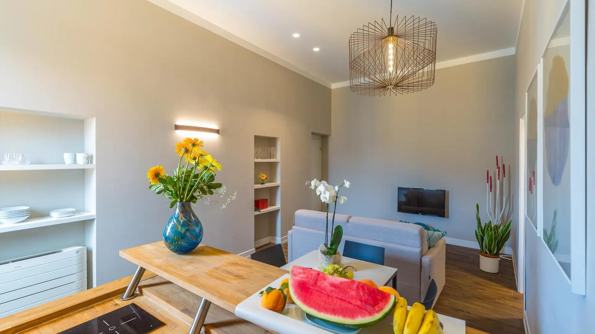 Residenza Trinita Maggiore Naples Apartment